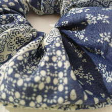 Load image into Gallery viewer, Scrunchie Blue Boho Removable Tie