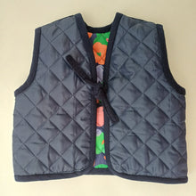 Load image into Gallery viewer, Kiddies Reversible Gilets Floral Blue