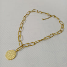 Load image into Gallery viewer, Gold Molten Disc Paperclip Necklace