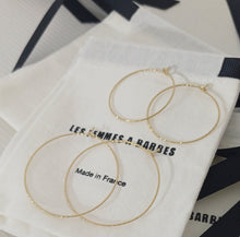 Load image into Gallery viewer, Clash Slim M Gold Hoop Earrings