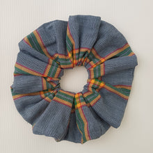 Load image into Gallery viewer, Scrunchie Woven Stripes
