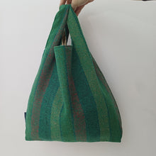 Load image into Gallery viewer, Green Handheld Silk Lined Bag