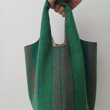 Load image into Gallery viewer, Green Handheld Silk Lined Bag