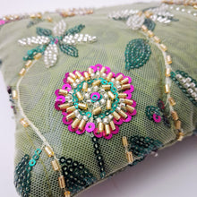 Load image into Gallery viewer, Green Beaded Sequins Clutch