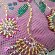 Load image into Gallery viewer, Pink Beaded Sequins Clutch
