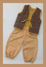 Load image into Gallery viewer, Toffee Floral Balloon Kiddies Trousers